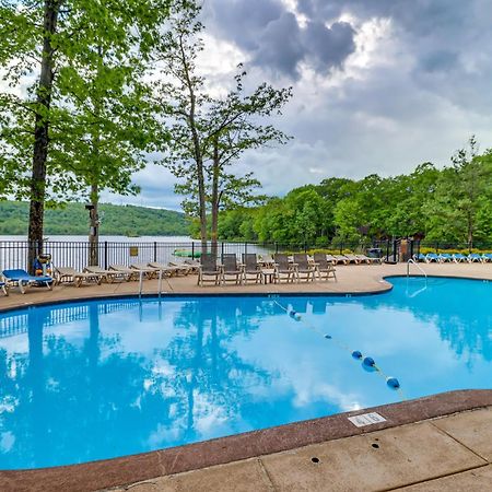 Lake Harmony Home About Half Mi To Big Boulder Mountain Bagian luar foto
